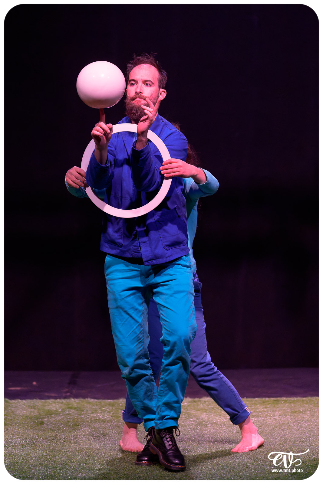 LE VERTIGE DE L'ENVERS (CIE L'ENVOLÉE CIRQUE)